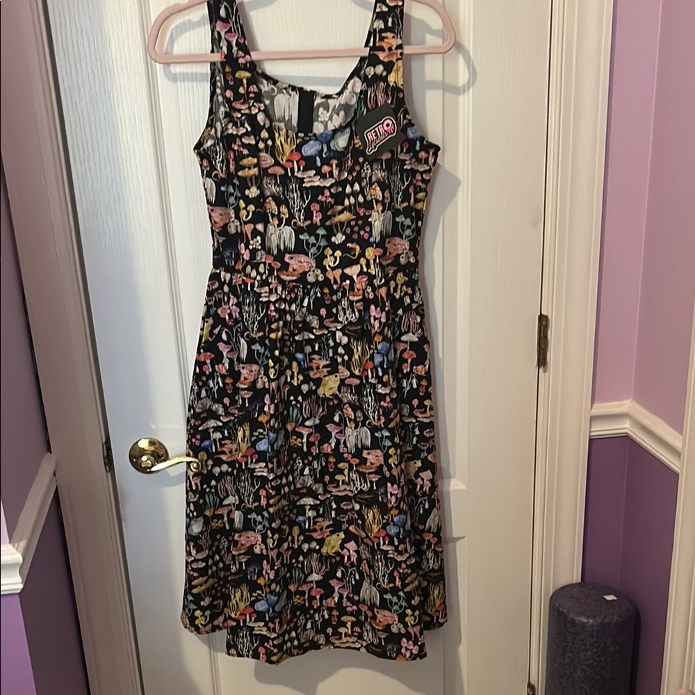Retrolicious Mushroom 🍄‍🟫 Print Women's Dress